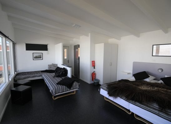 Sov Godt I En Hytte Ved Eqi